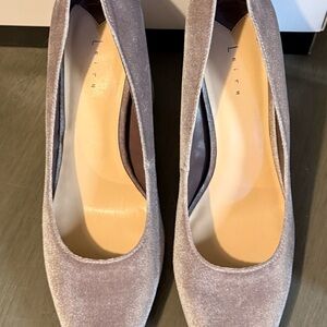 Leith Women's Velvet Heels - Taupe